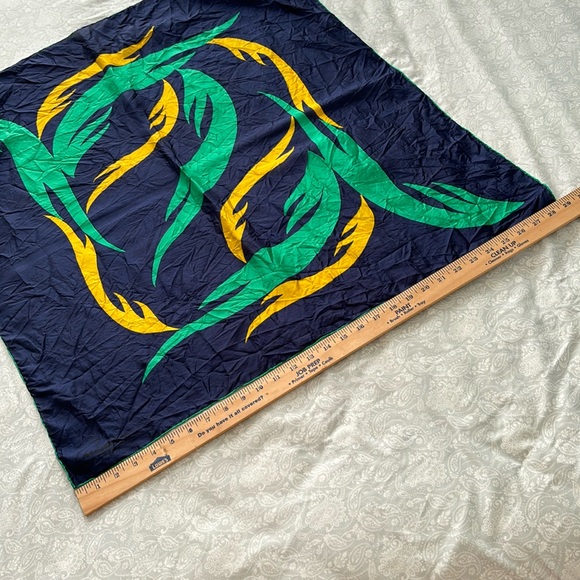 Vintage Christian PARIS Italian Silk Scarf Large square navy blue gold green - Picture 7 of 13
